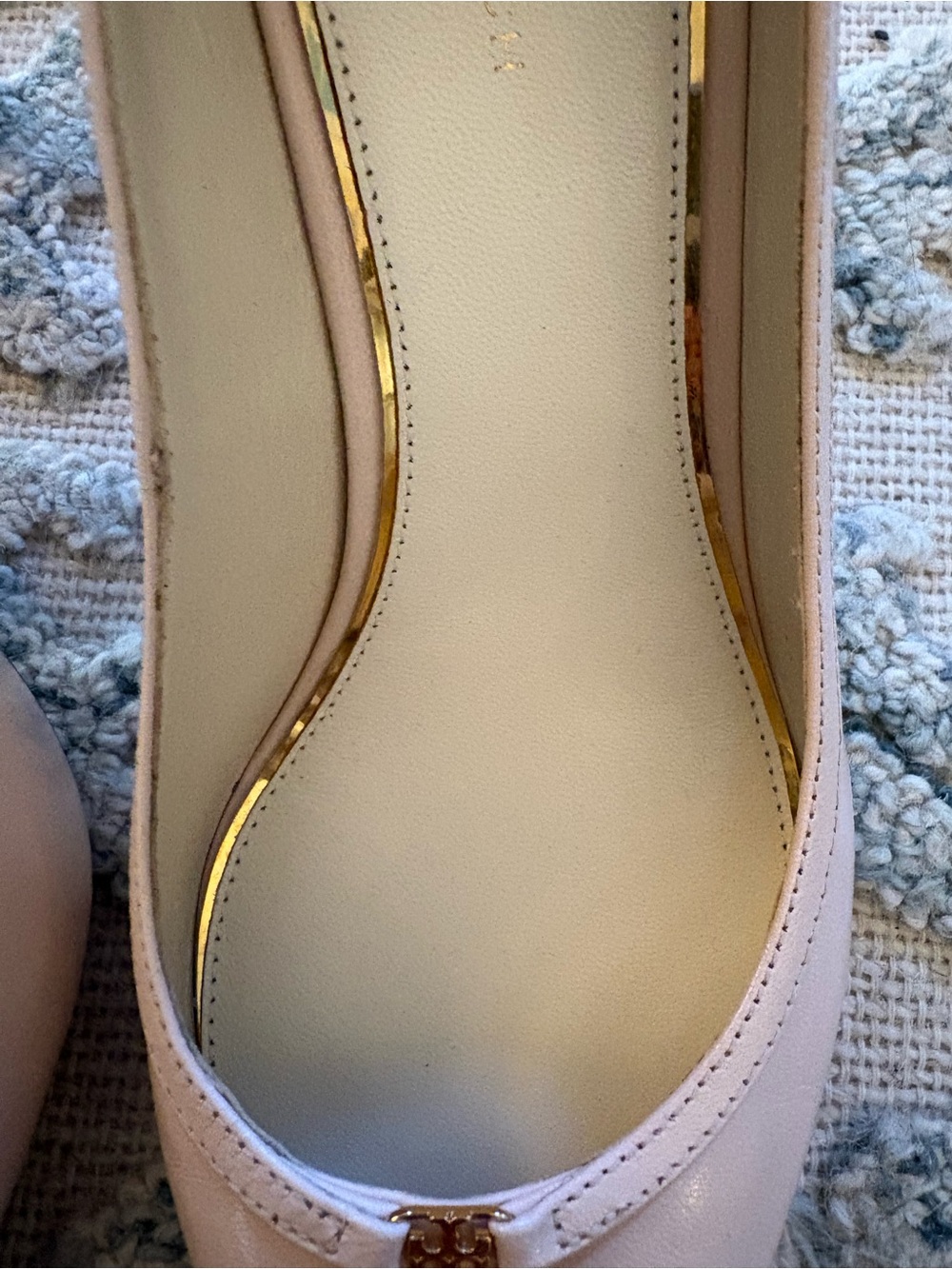 Tory Burch Pale Pink Pointed-Toe Leather Pumps with Logo Accent - Picture 9 of 10